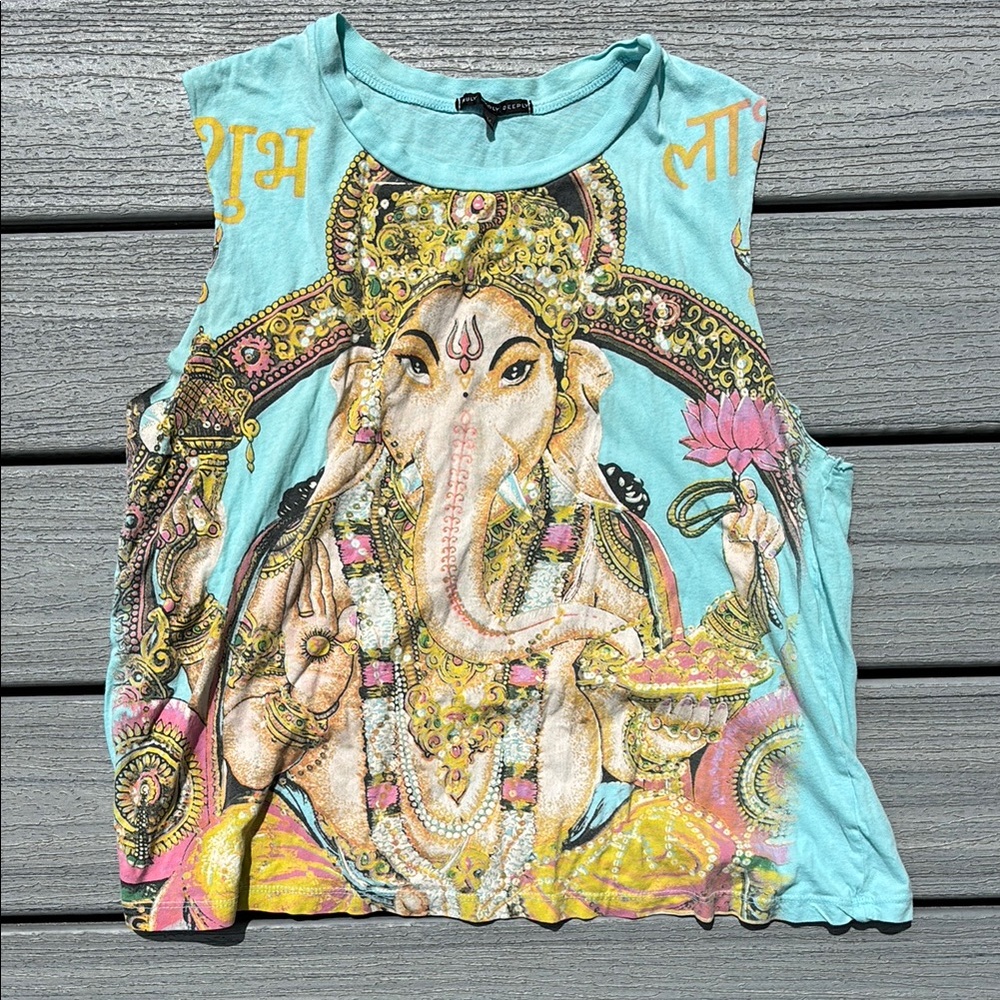 Sleeveless Graphic Muscle Tee